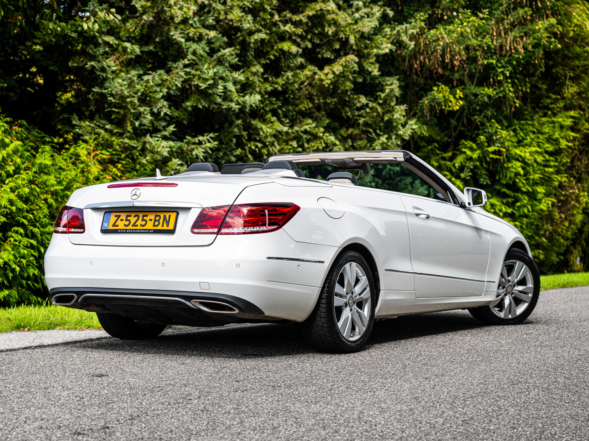 Foto van Mercedes-Benz E 400