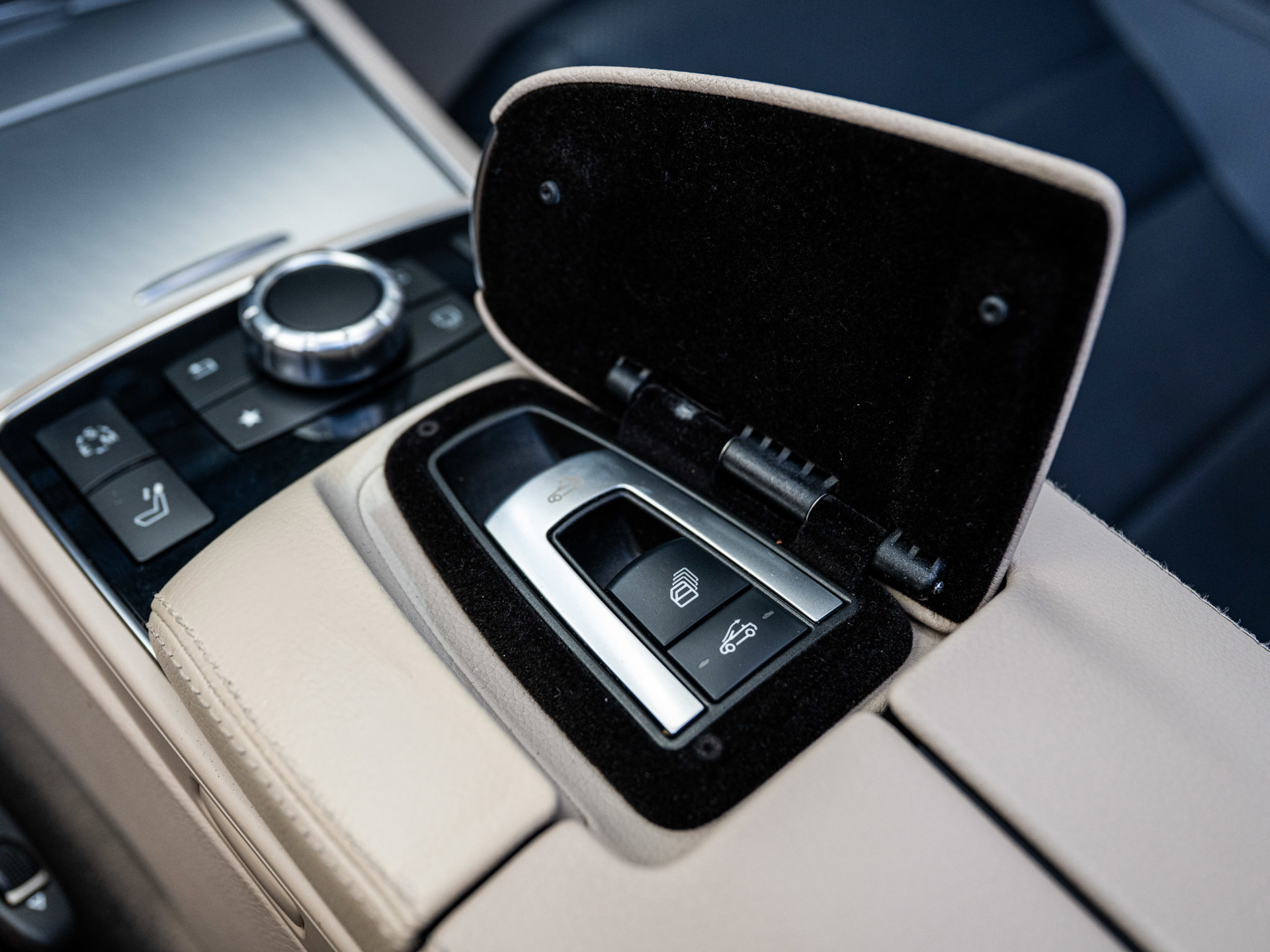 Foto van Mercedes-Benz E 400