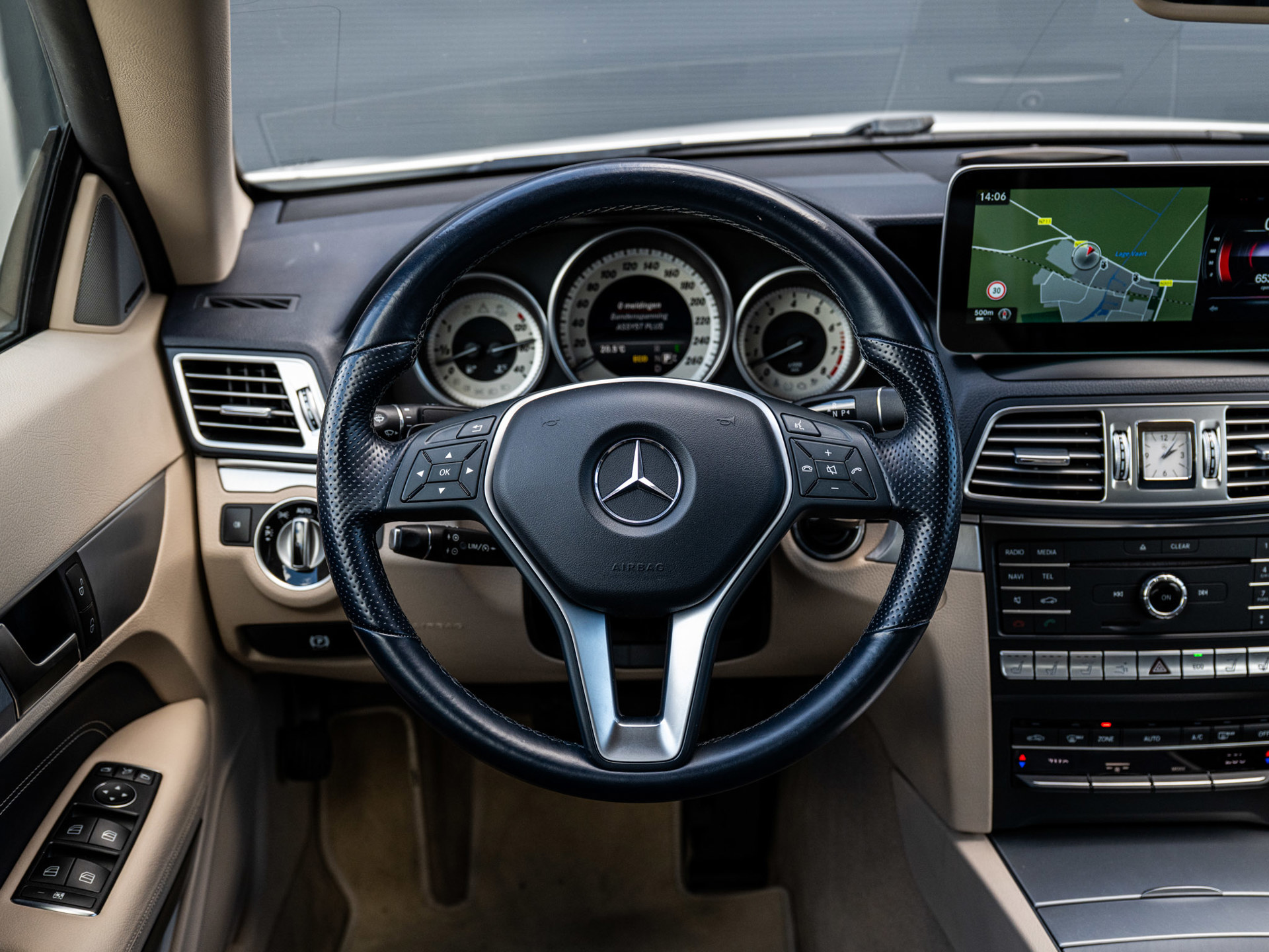 Foto van Mercedes-Benz E 400