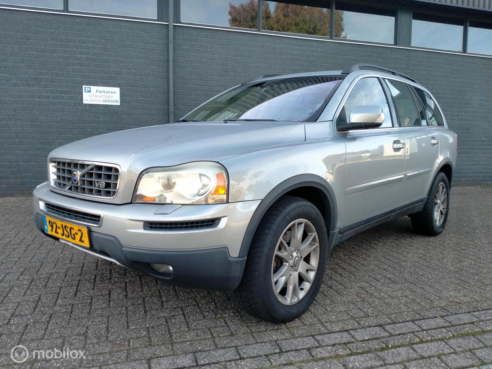 Volvo Xc90 4.4 V8 NL Auto/Dealer onderhouden/Apk 02-'27 2008 - voorkant