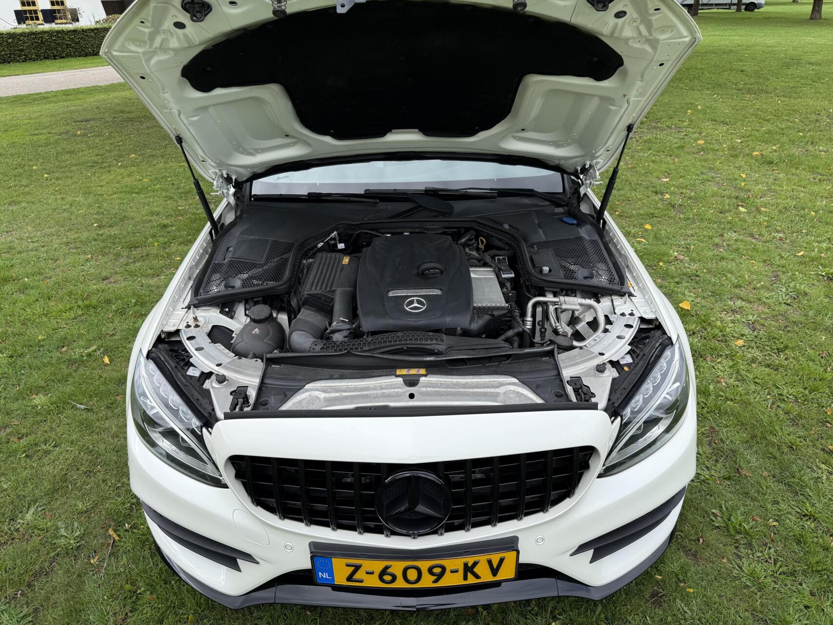 Foto van Mercedes-Benz C 300