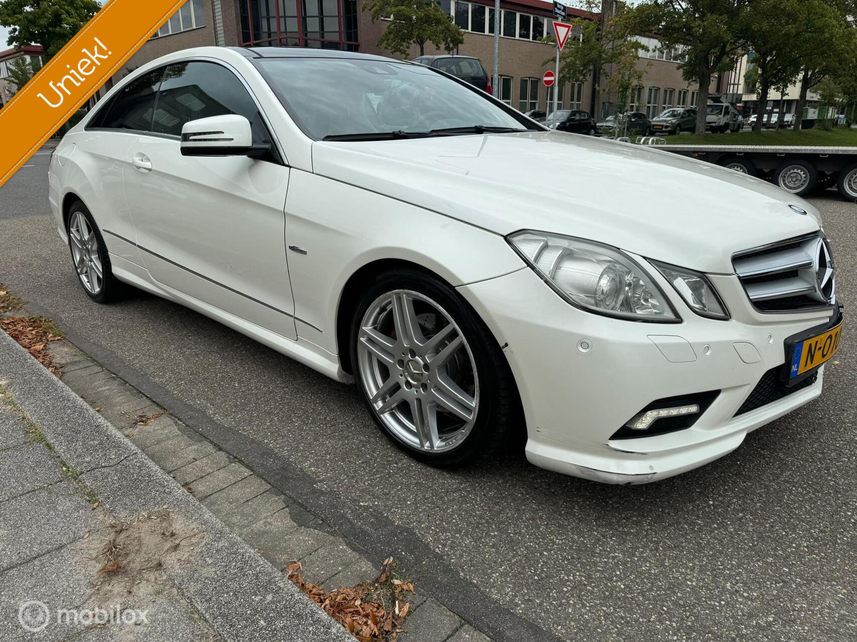 Foto van Mercedes-Benz E 200 Cgi