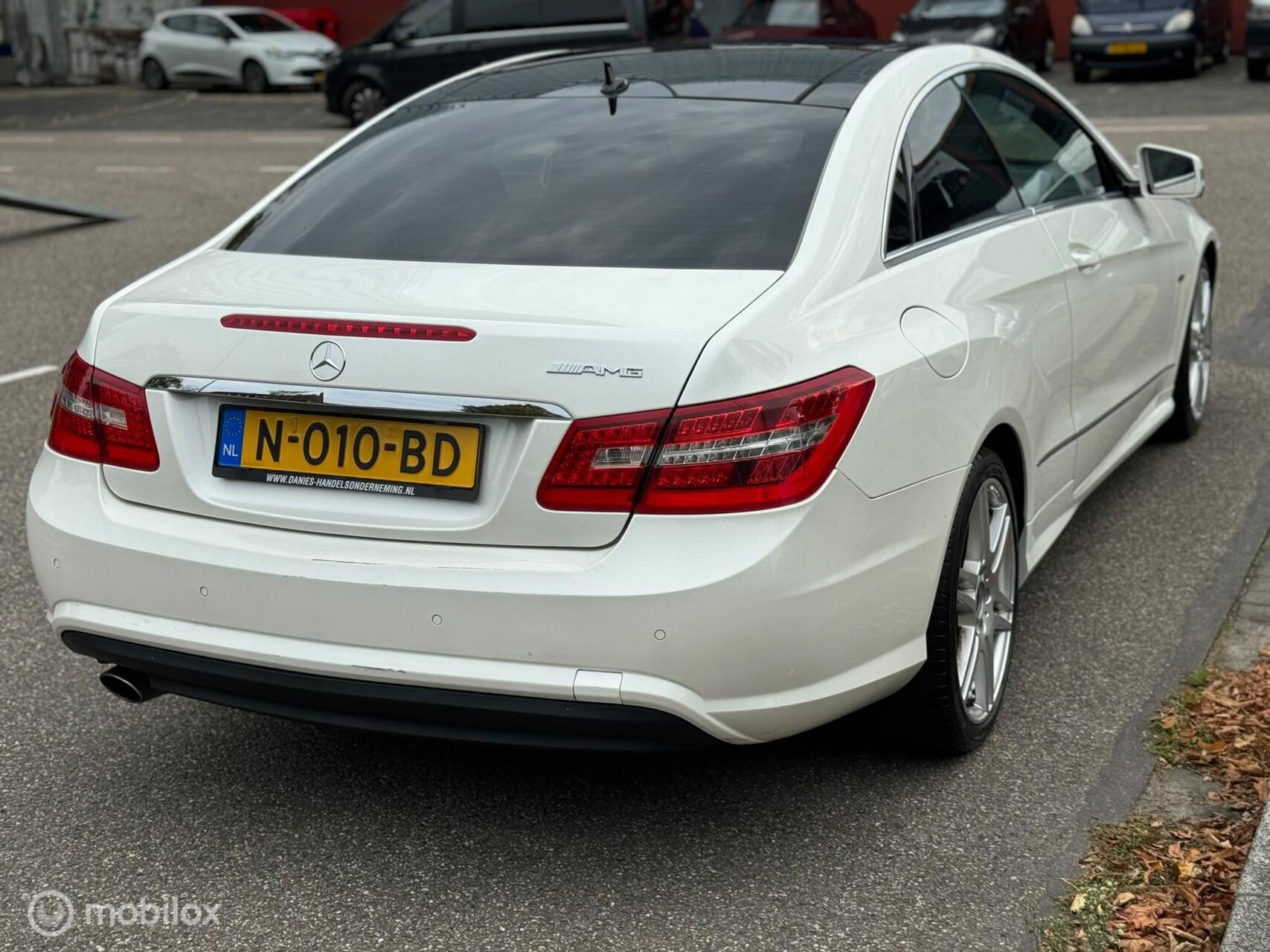 Foto van Mercedes-Benz E 200 Cgi
