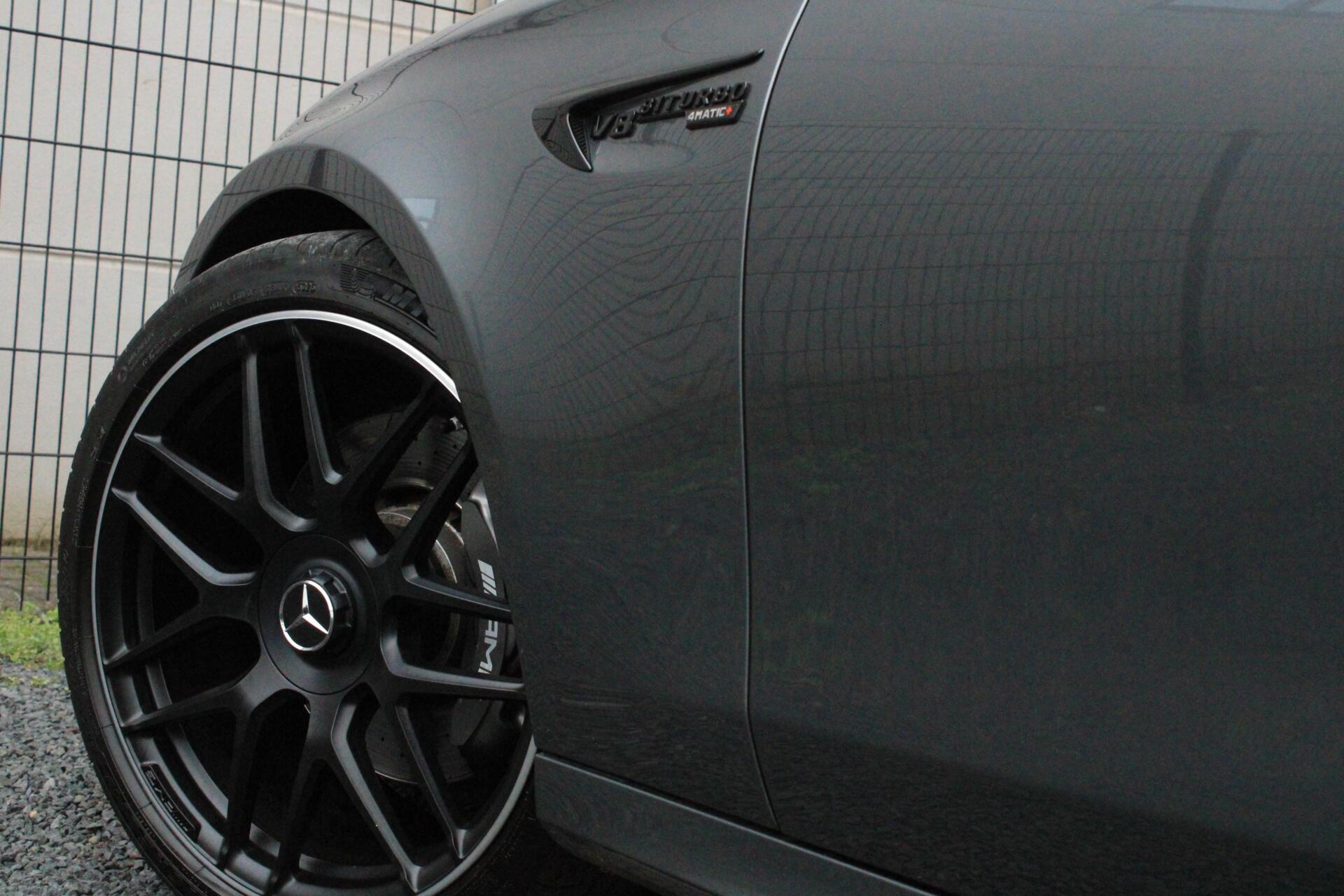 Foto van Mercedes-Benz AMG E 63