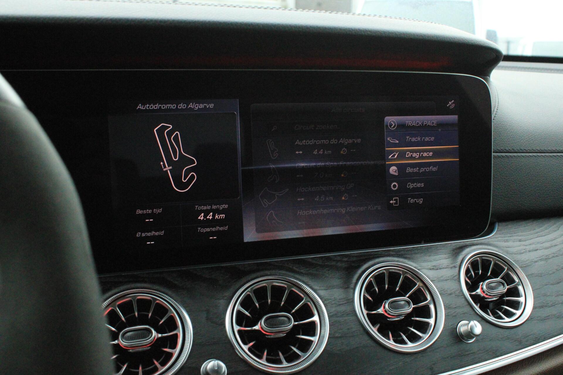 Foto van Mercedes-Benz AMG E 63