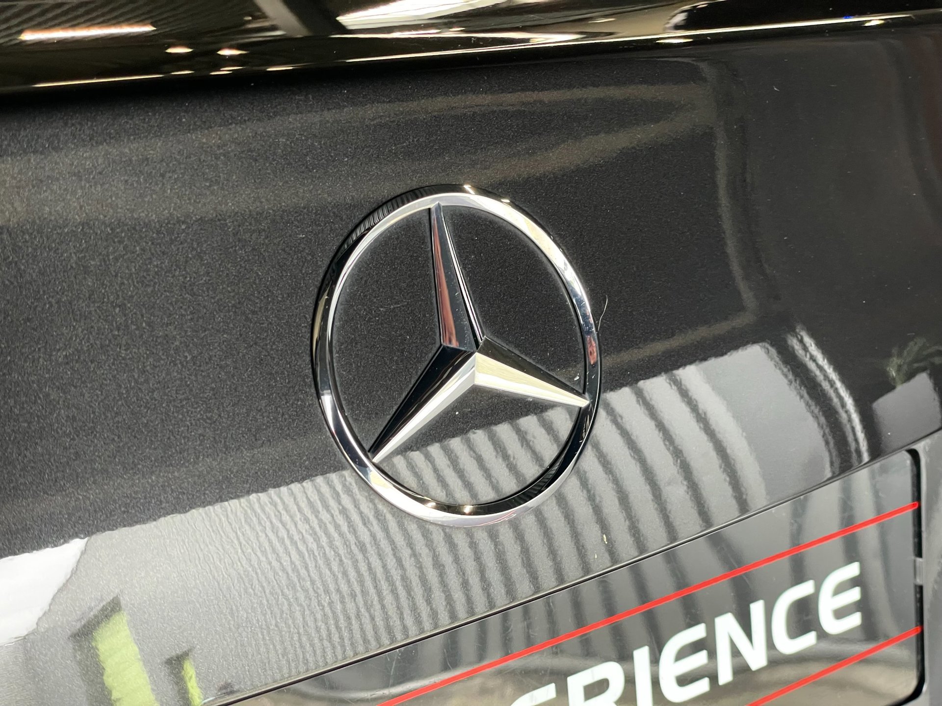 Foto van Mercedes-Benz C 300 E