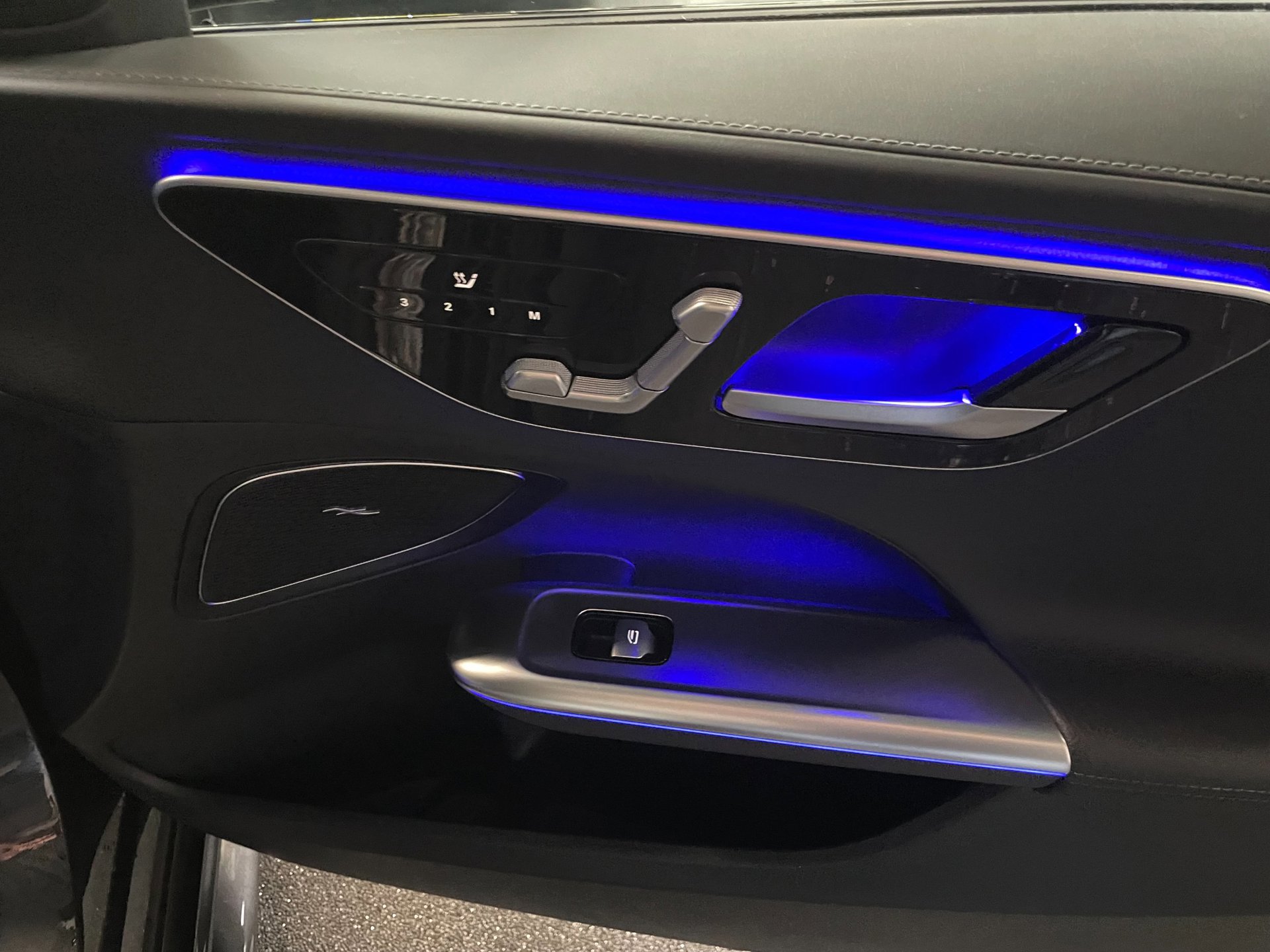 Foto van Mercedes-Benz C 300 E