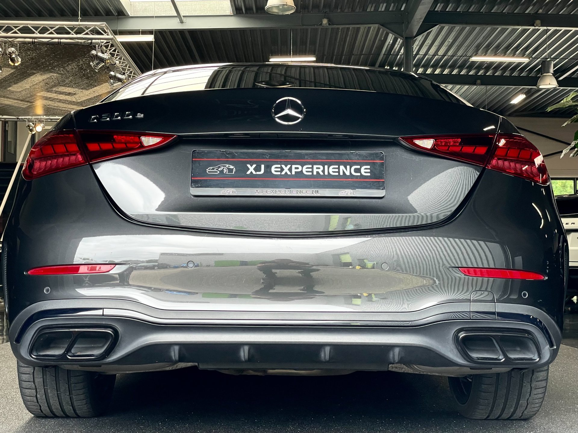Foto van Mercedes-Benz C 300 E