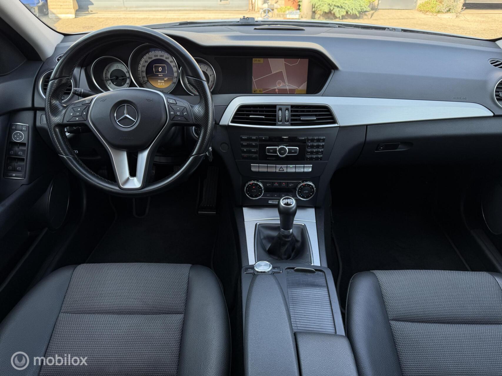 Foto van Mercedes-Benz C 180