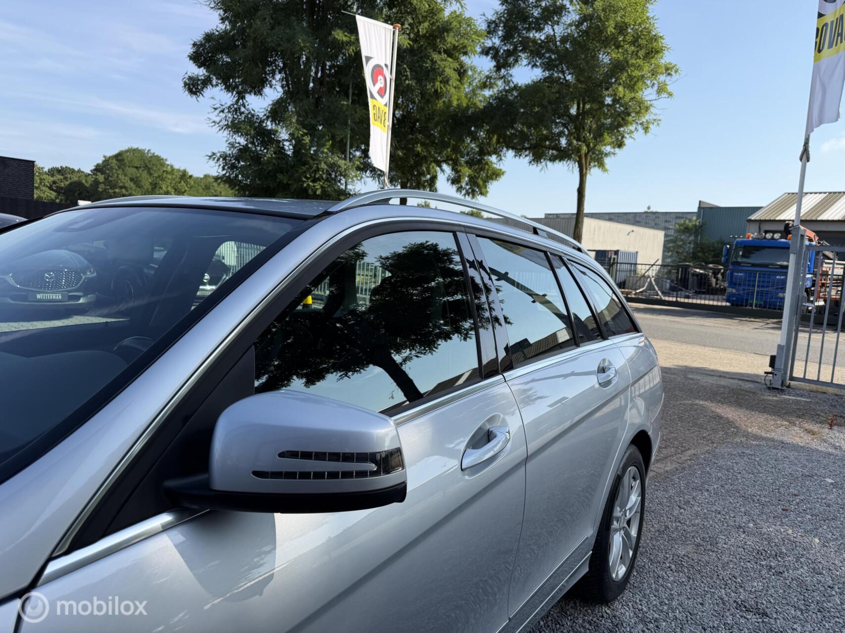 Foto van Mercedes-Benz C 180