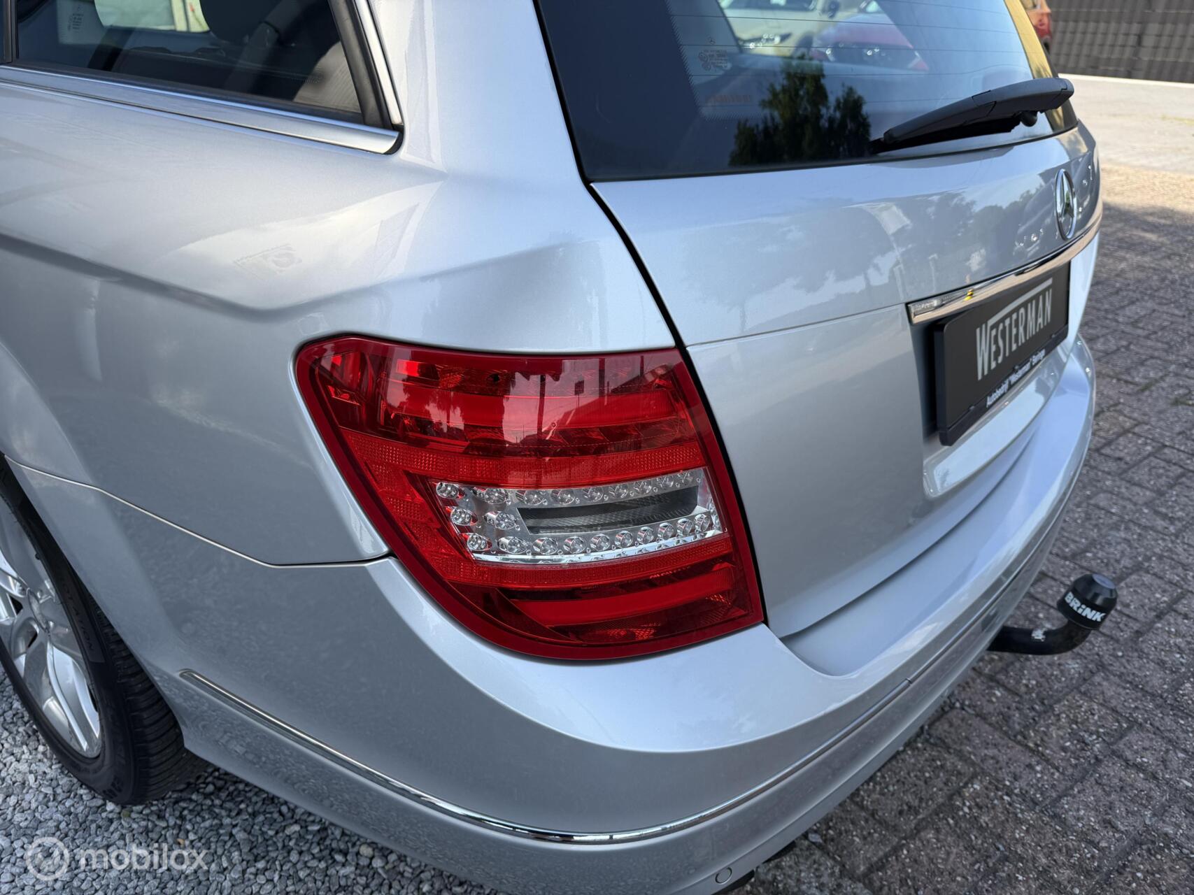 Foto van Mercedes-Benz C 180