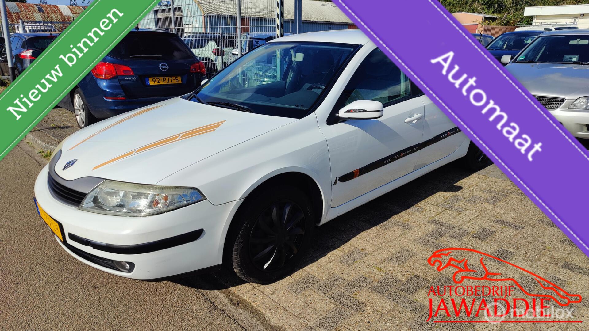 Renault Laguna 1.8-16V Expression, AUTOMAAT, APK 07-11-2026 2002 - voorkant