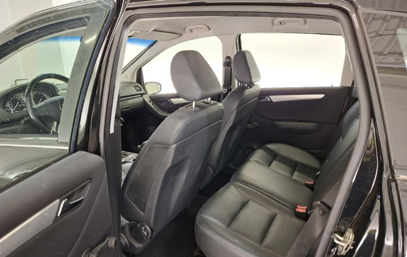 Foto van Mercedes-Benz B 170