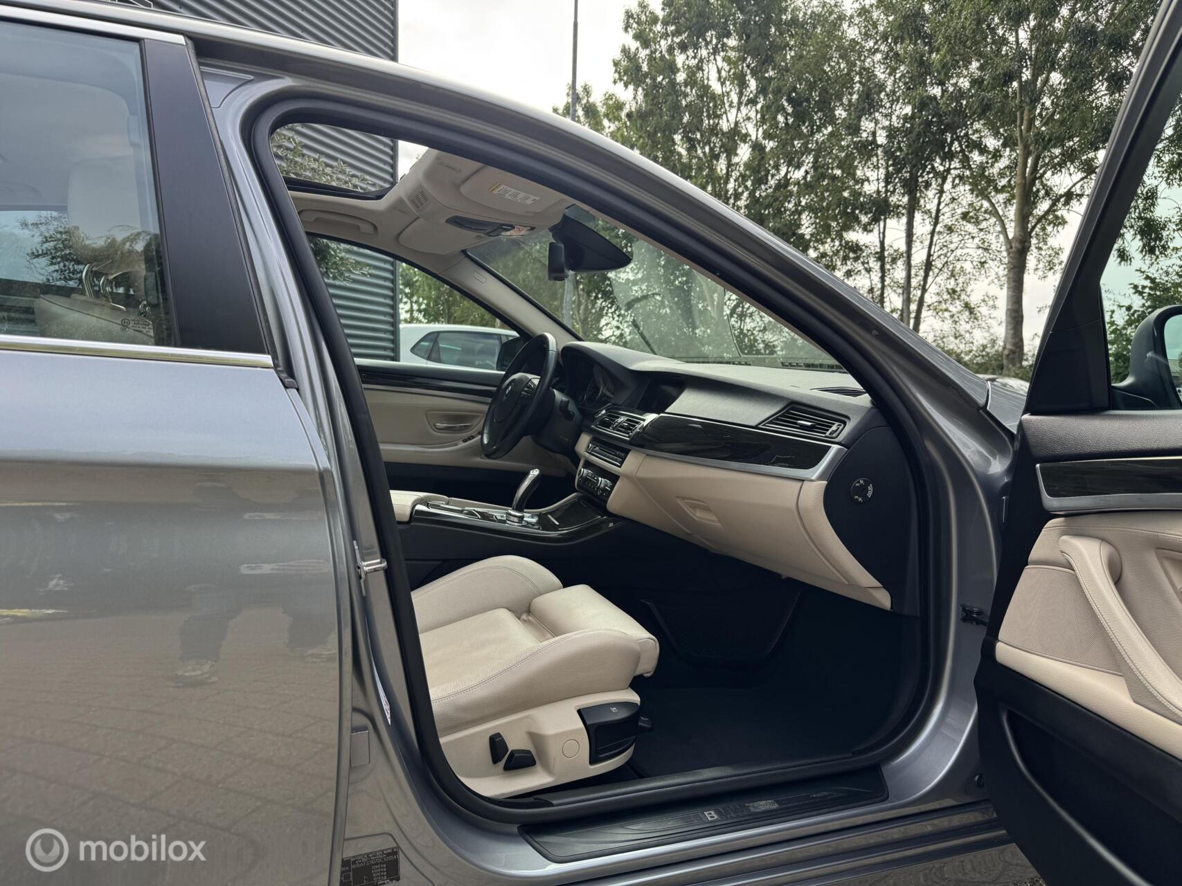 Foto van BMW 523i