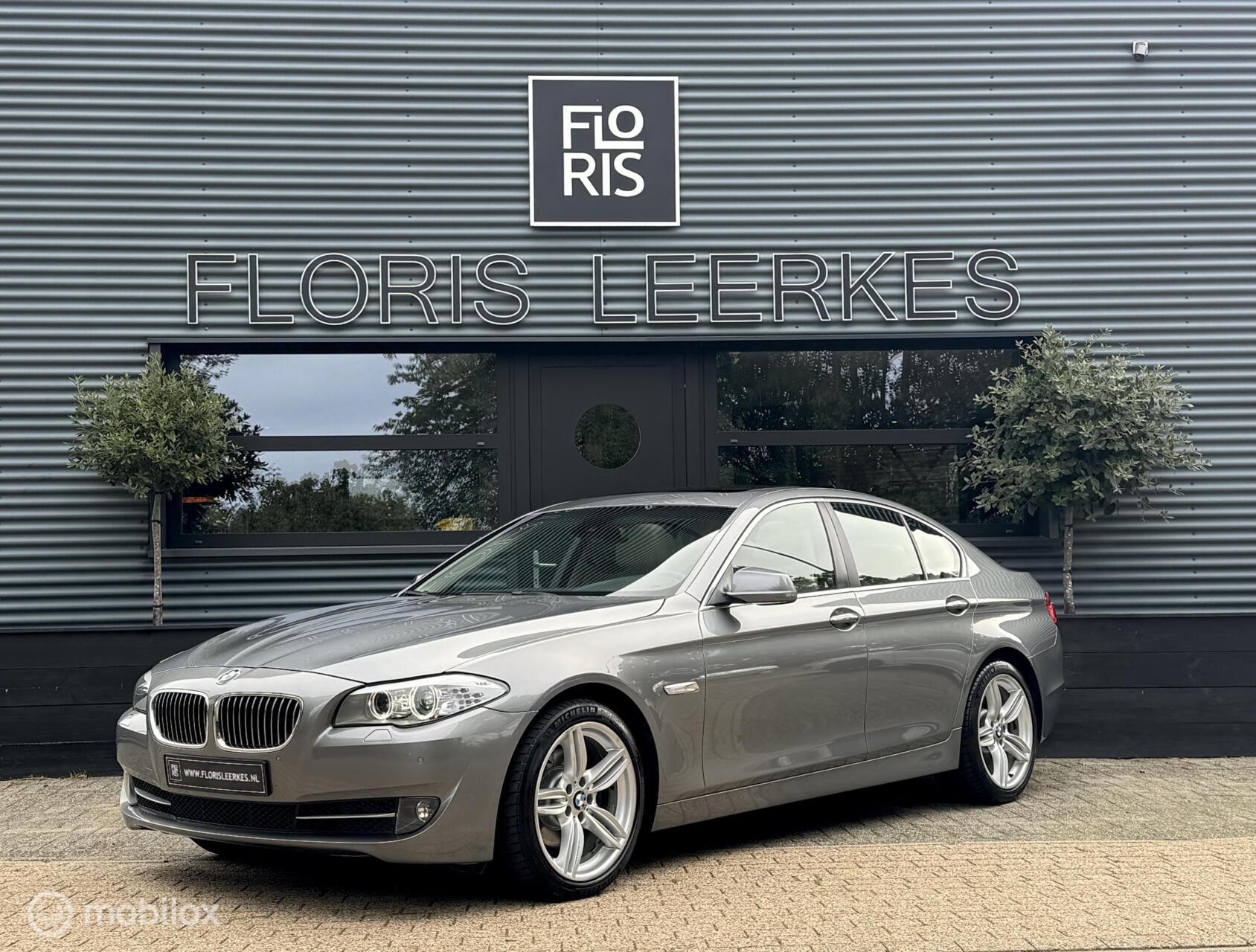 BMW 523i 523i | High Executive | Dakje | Beige sport Leer 2010 - voorkant