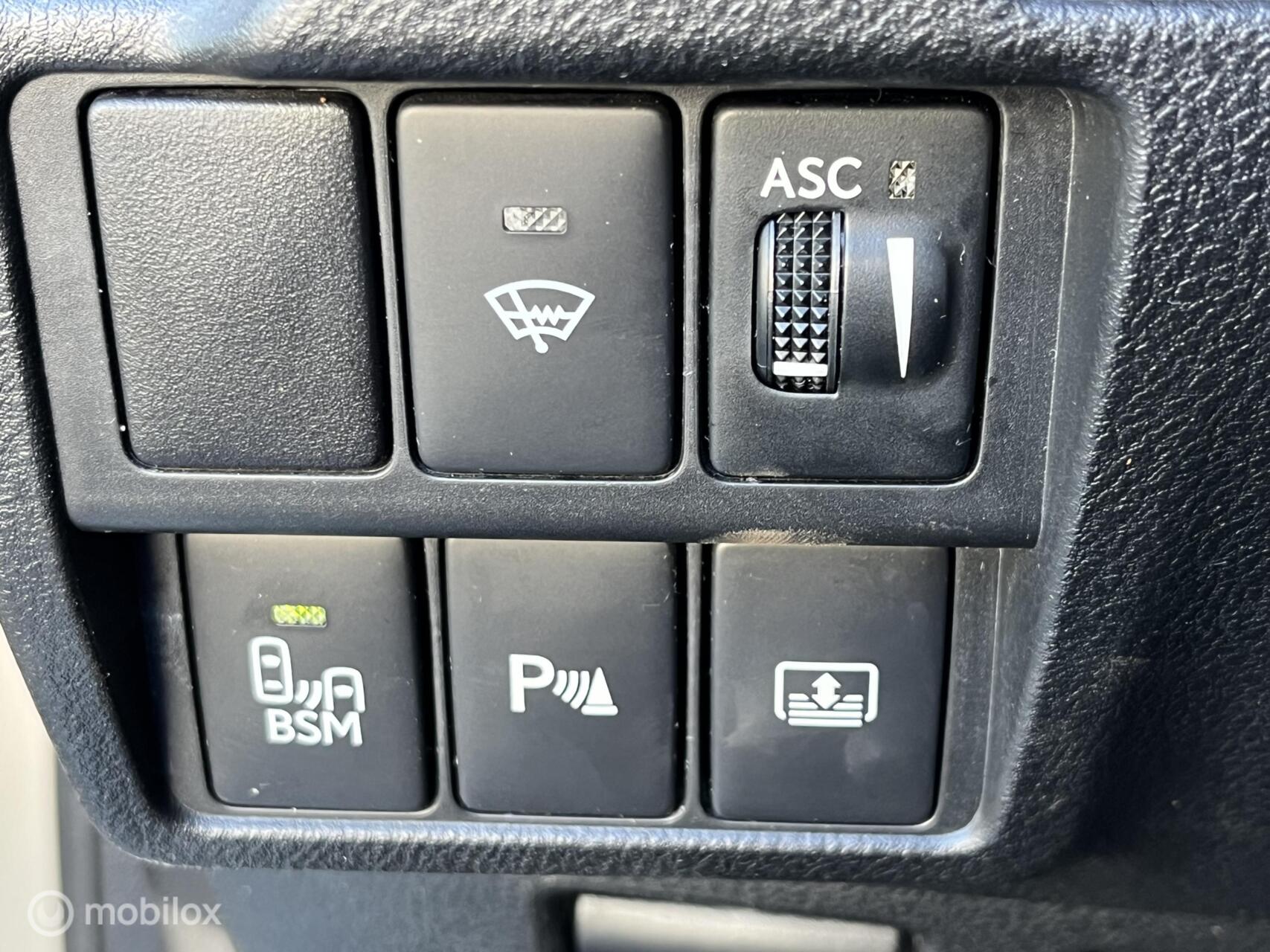 Foto van Lexus Lexus Is300h