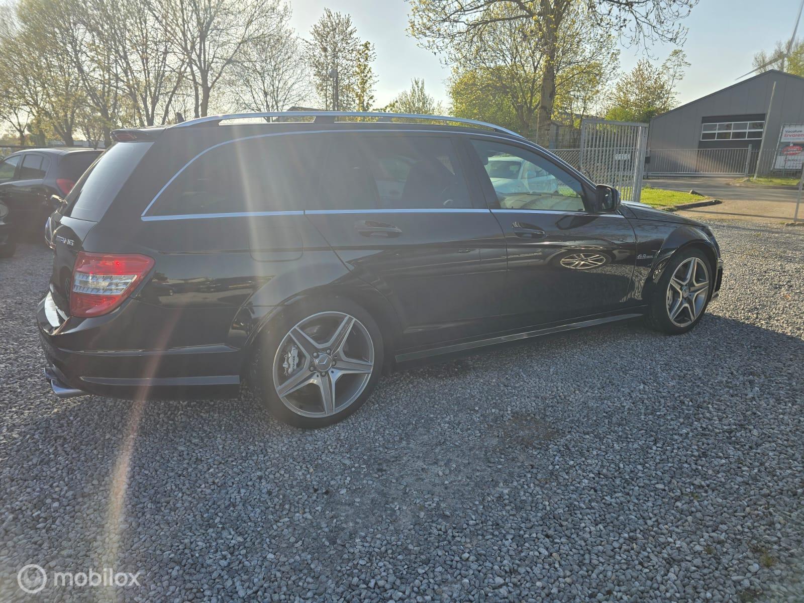Foto van Mercedes-Benz C 63 AMG