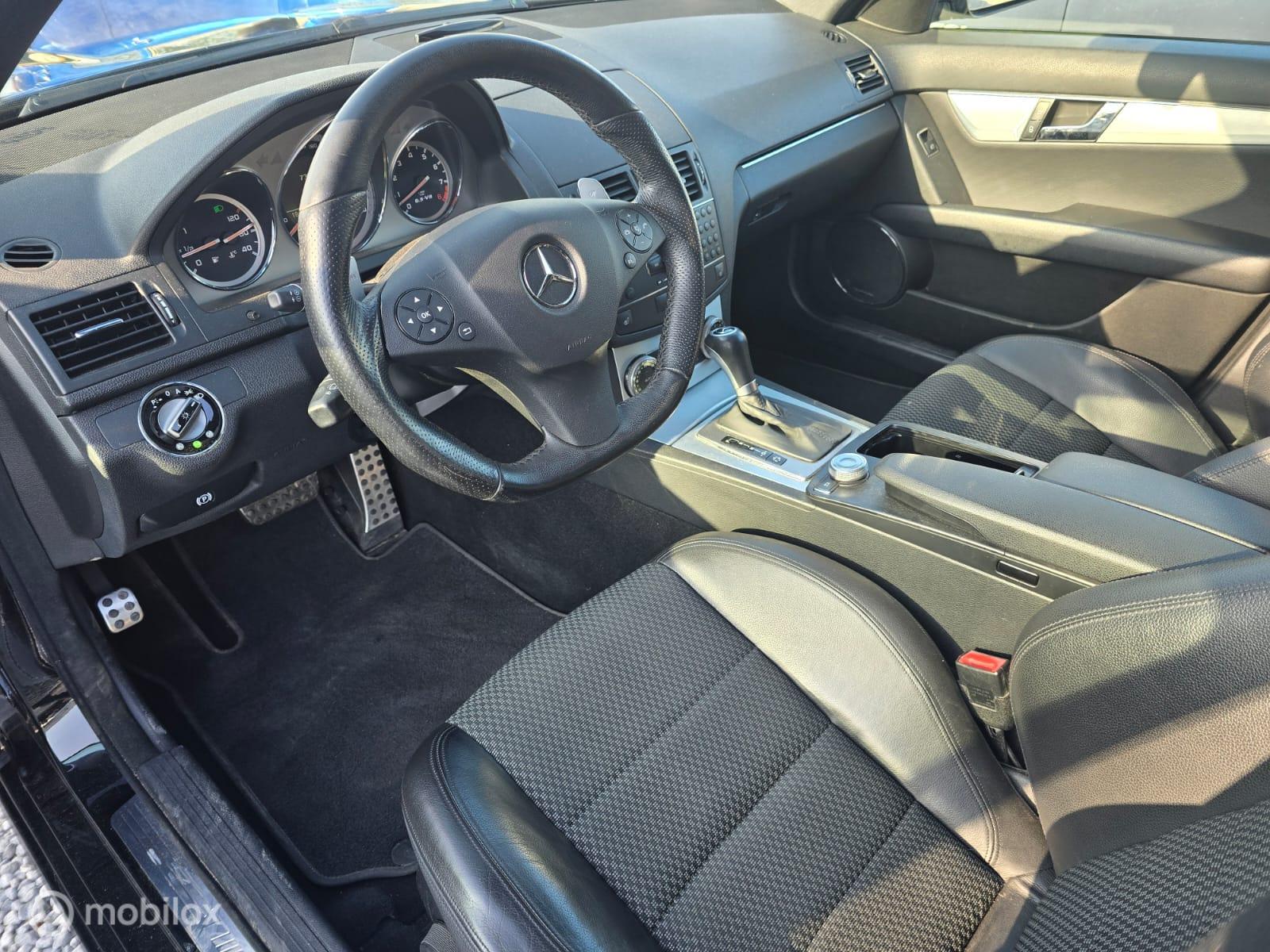 Foto van Mercedes-Benz C 63 AMG