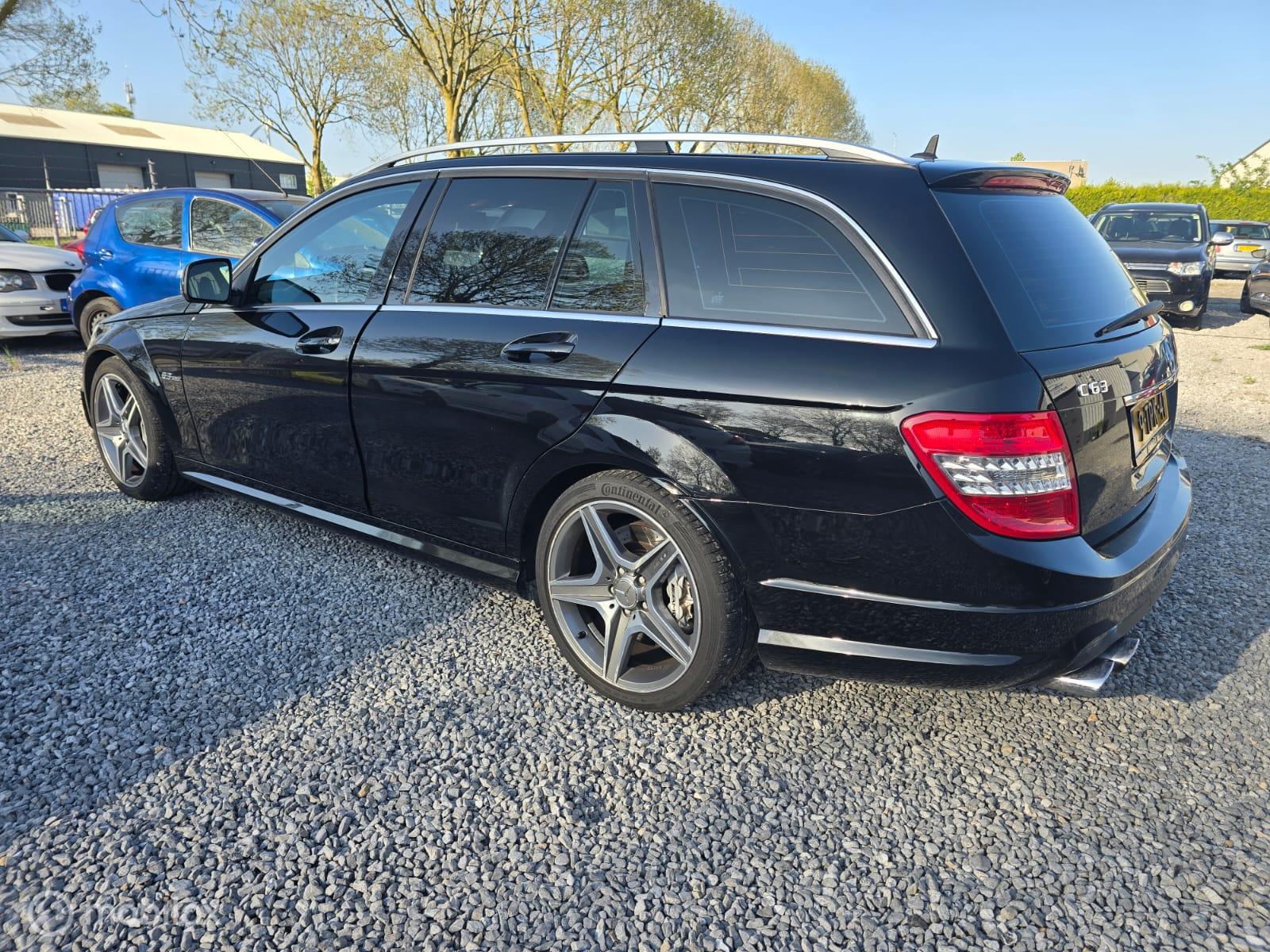 Foto van Mercedes-Benz C 63 AMG