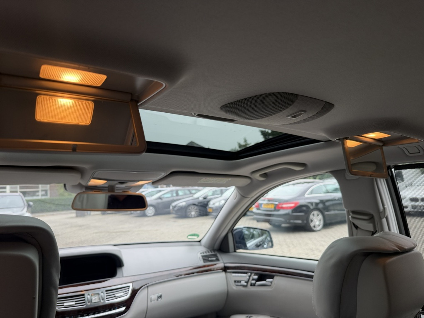 Foto van Mercedes-Benz S 500