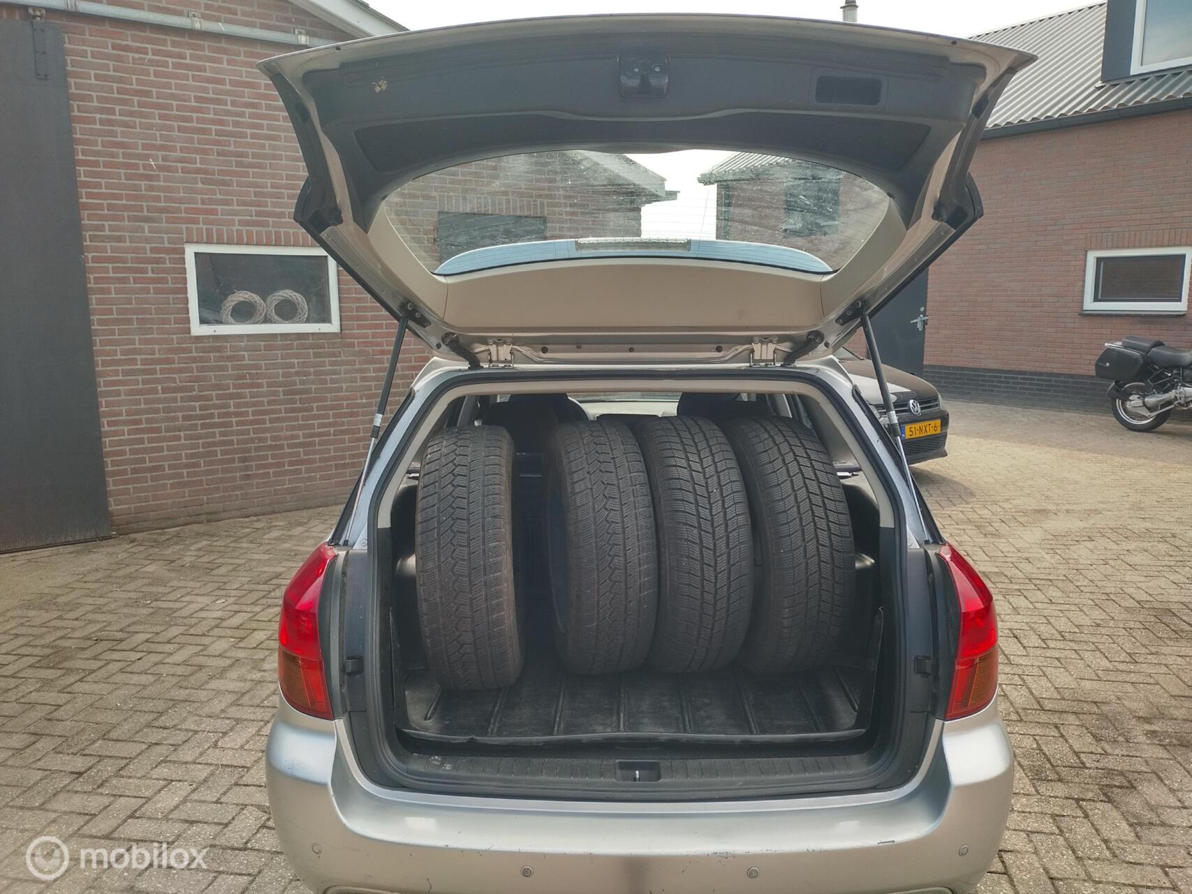 Foto van Subaru Legacy