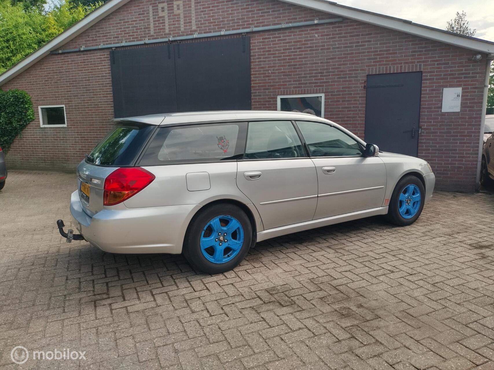 Subaru Legacy 2.0i 2004 - voorkant