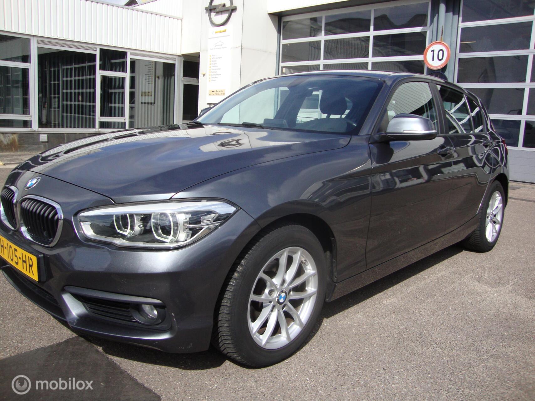 BMW 116i 116i  F20 LCI Centennial High Executive zeer netjes met Onderhoudshistorie + APK 2016 - voorkant