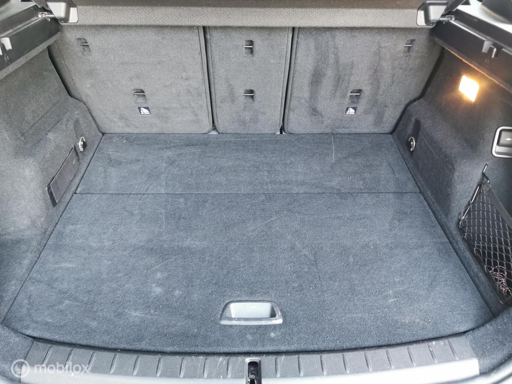 Foto van BMW 216i Active Tourer