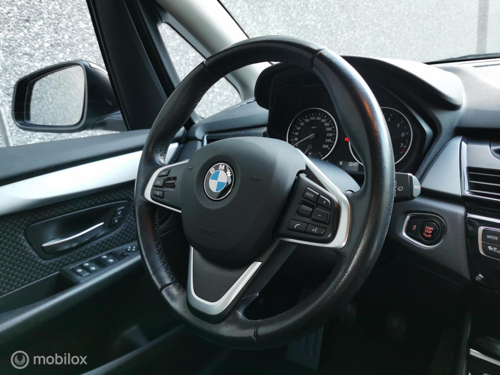 Foto van BMW 216i Active Tourer