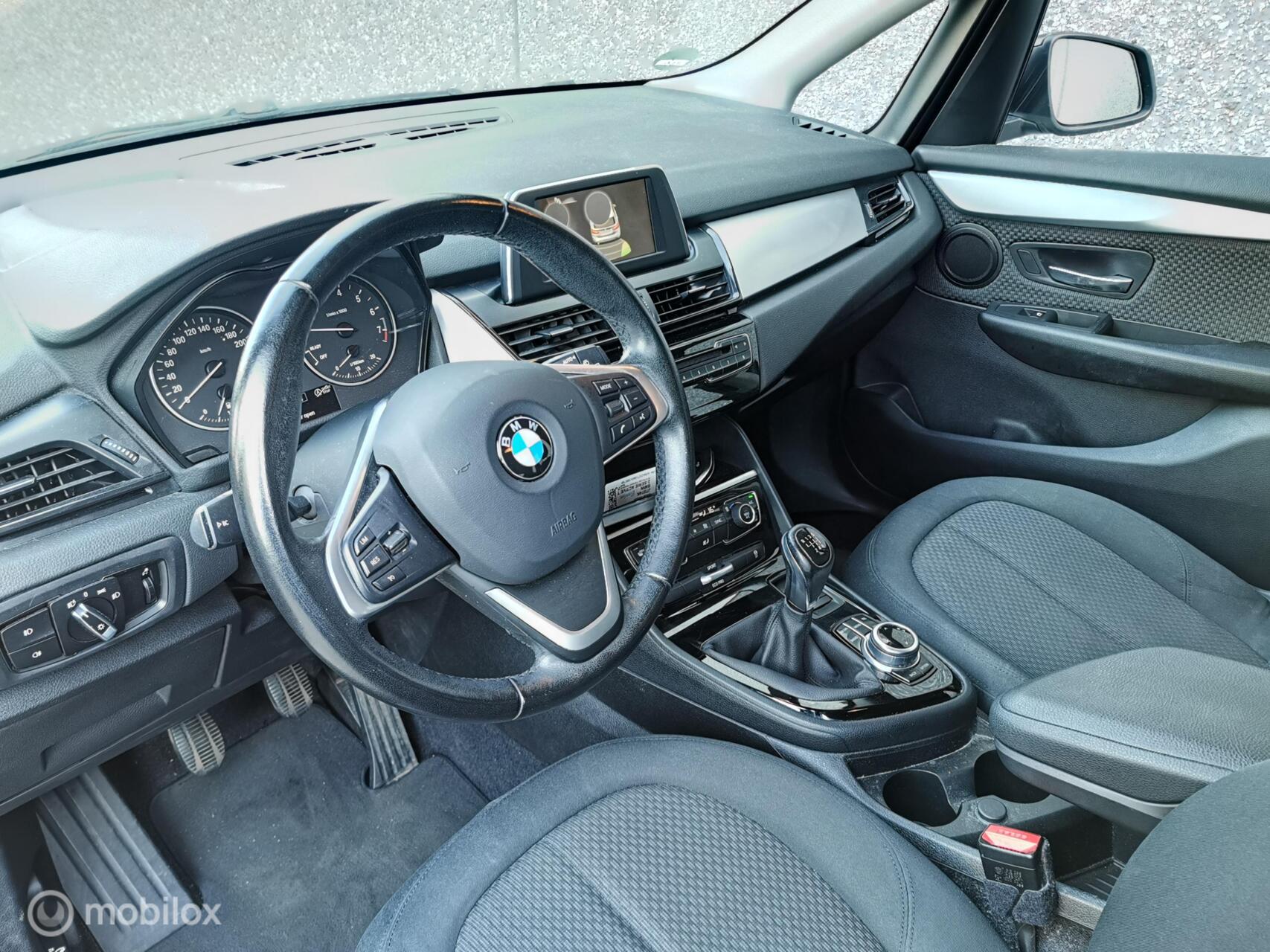 Foto van BMW 216i Active Tourer