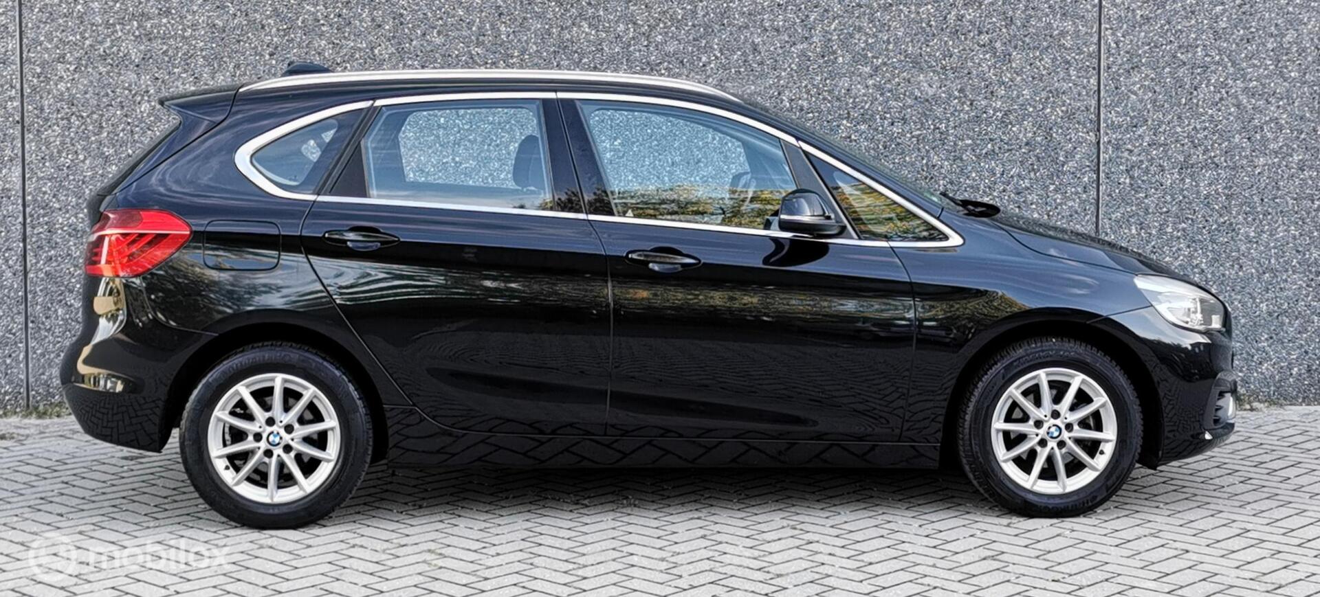 Foto van BMW 216i Active Tourer