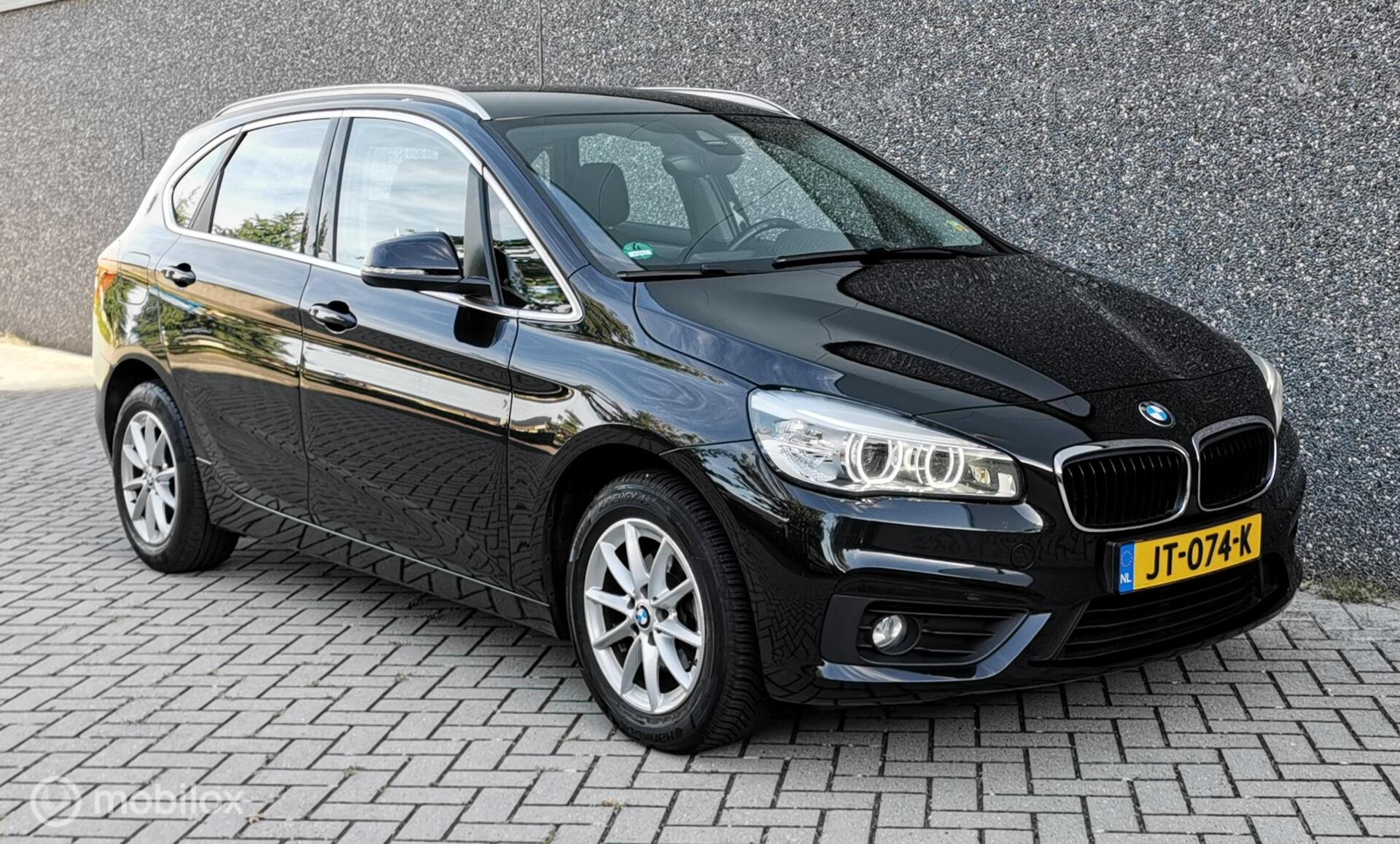 Foto van BMW 216i Active Tourer