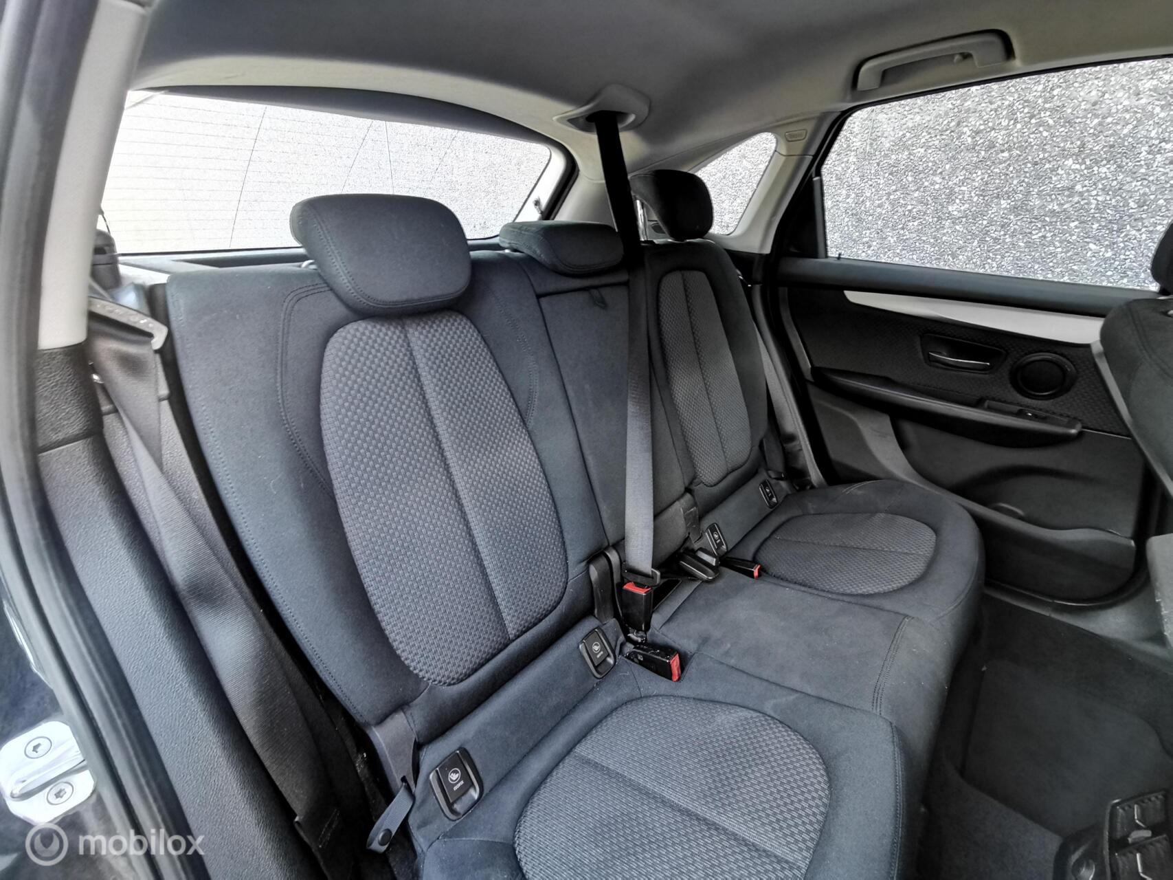 Foto van BMW 216i Active Tourer