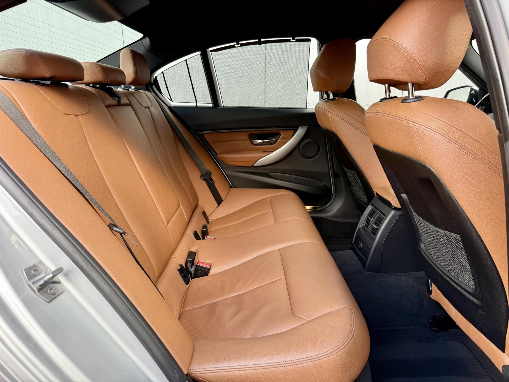 Foto van BMW 330e Iperformance