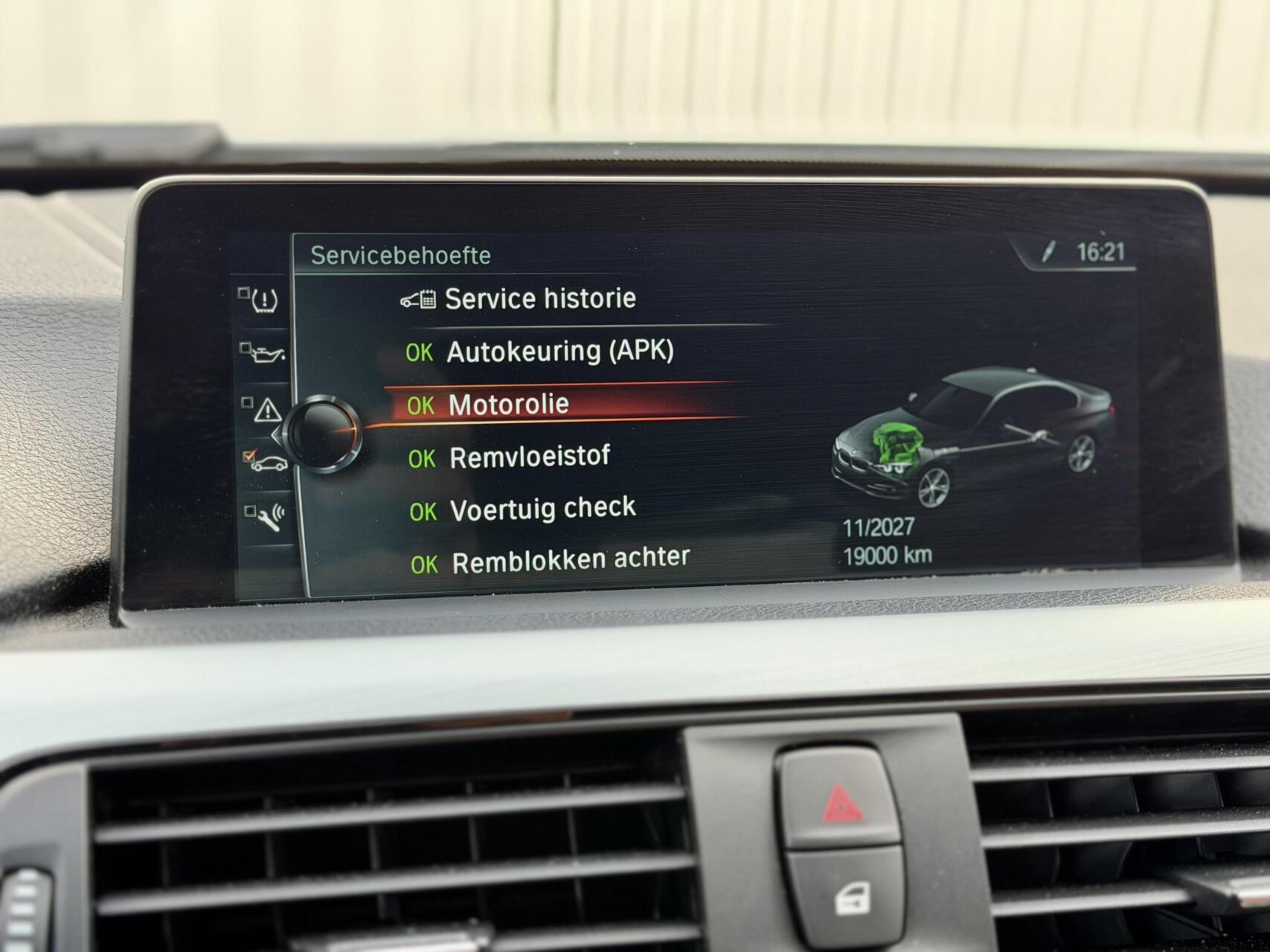 Foto van BMW 330e Iperformance