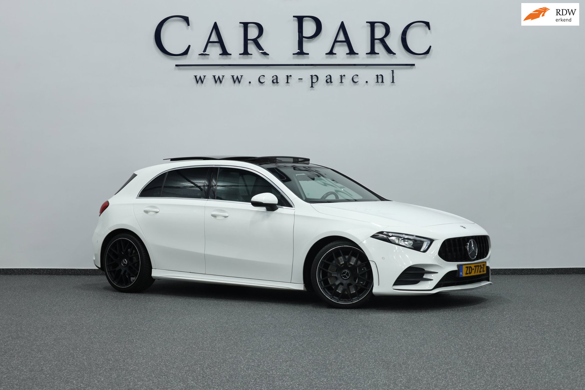 Mercedes-Benz A 250 250 AMG Line LED/SFEER/PANO/HALF LEER+S.VERWARMING/19" LMV/PDC/CRUISE/ECC/12 MND GARANTIE! 2018 - voorkant