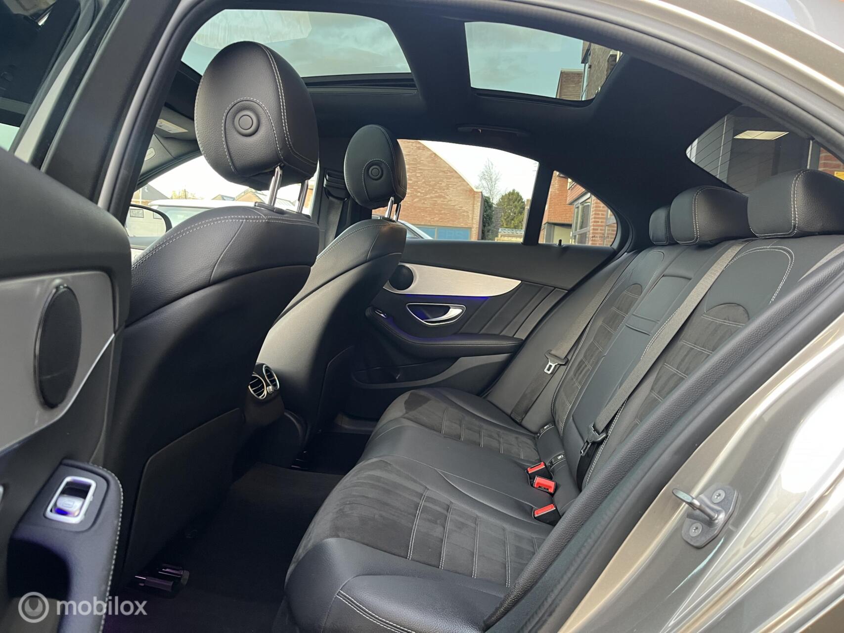 Foto van Mercedes-Benz C 200