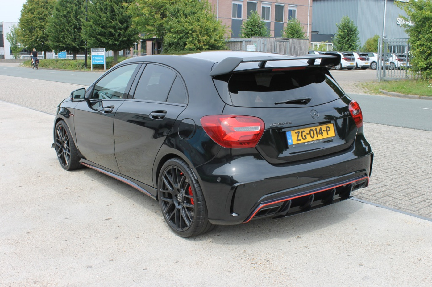 Foto van Mercedes-Benz AMG A 45