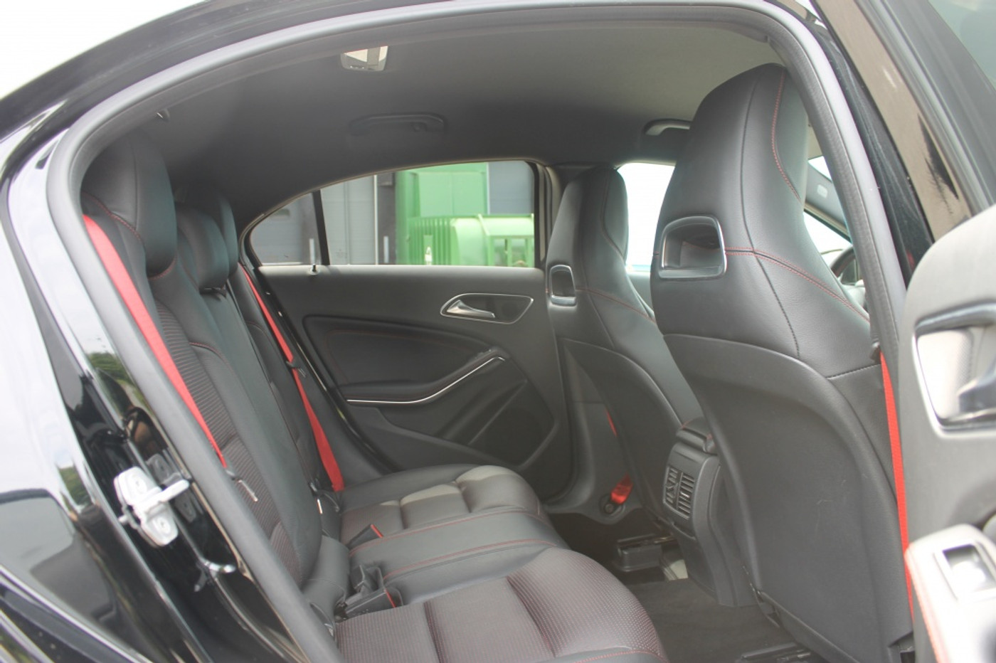 Foto van Mercedes-Benz AMG A 45