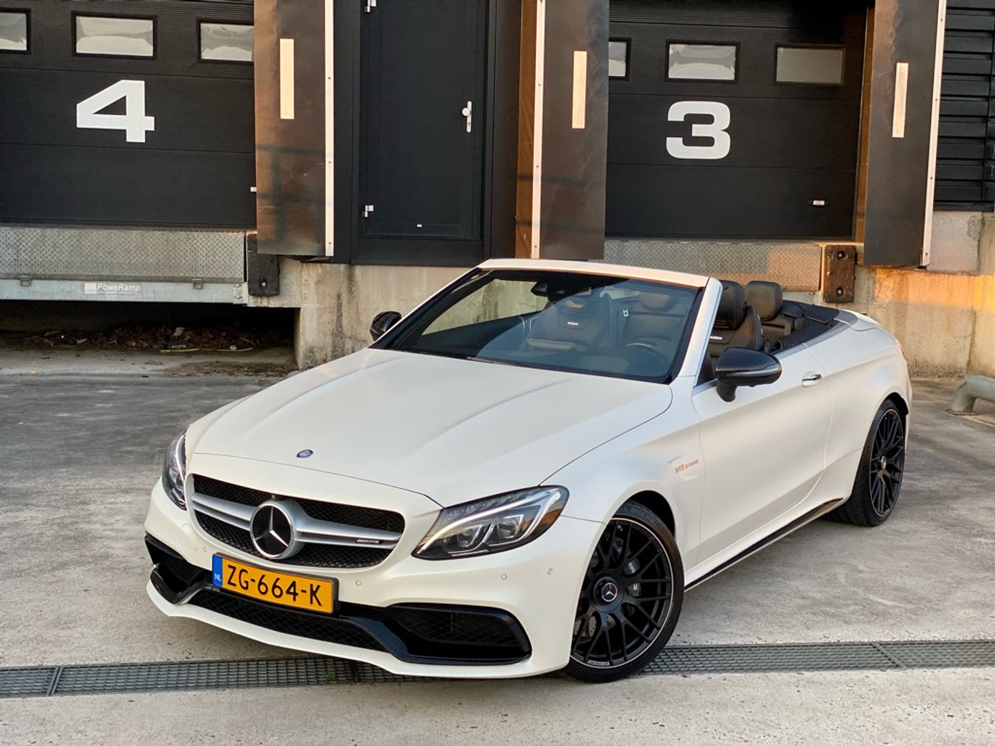 Foto van Mercedes-Benz AMG C 63