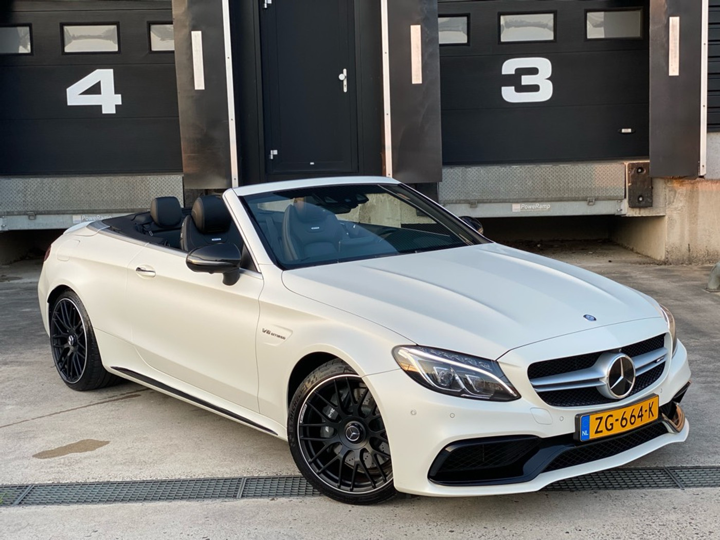 Foto van Mercedes-Benz AMG C 63