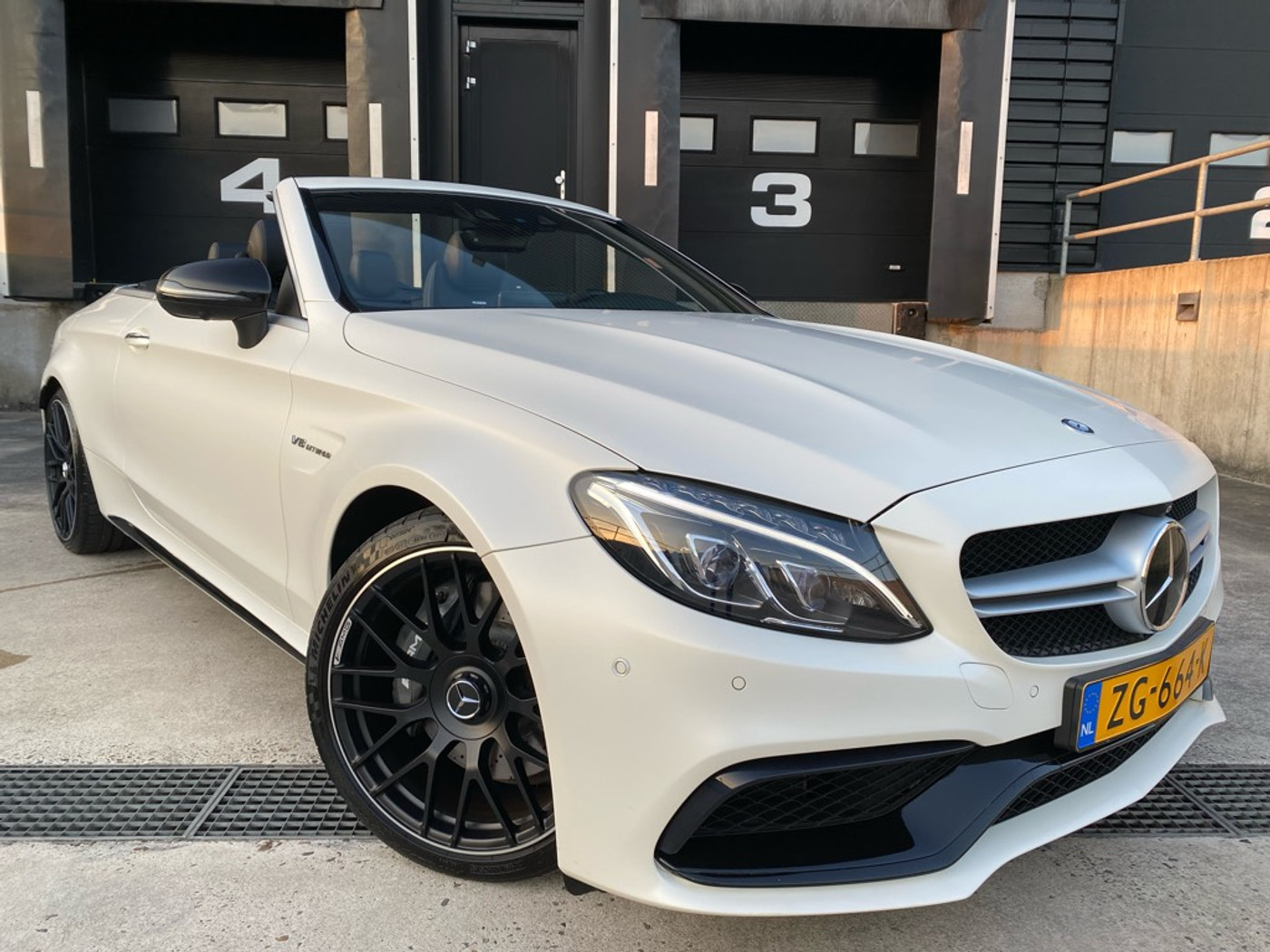Foto van Mercedes-Benz AMG C 63