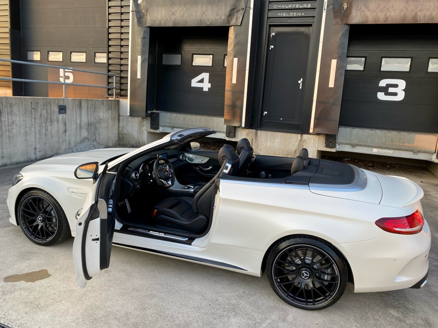 Foto van Mercedes-Benz AMG C 63