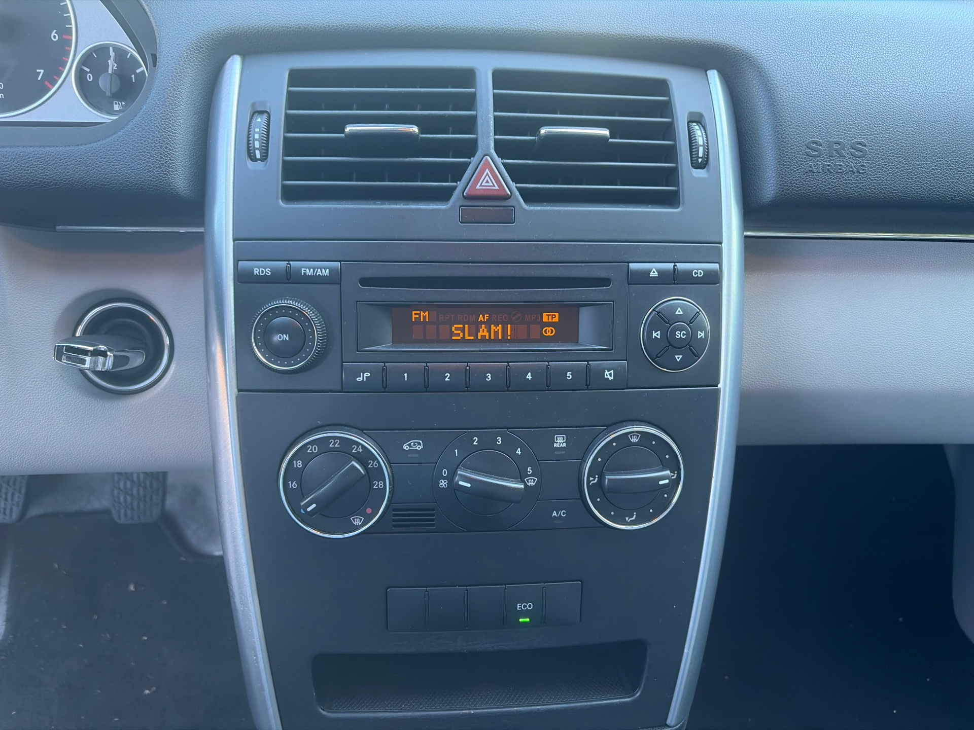 Foto van Mercedes-Benz B 150