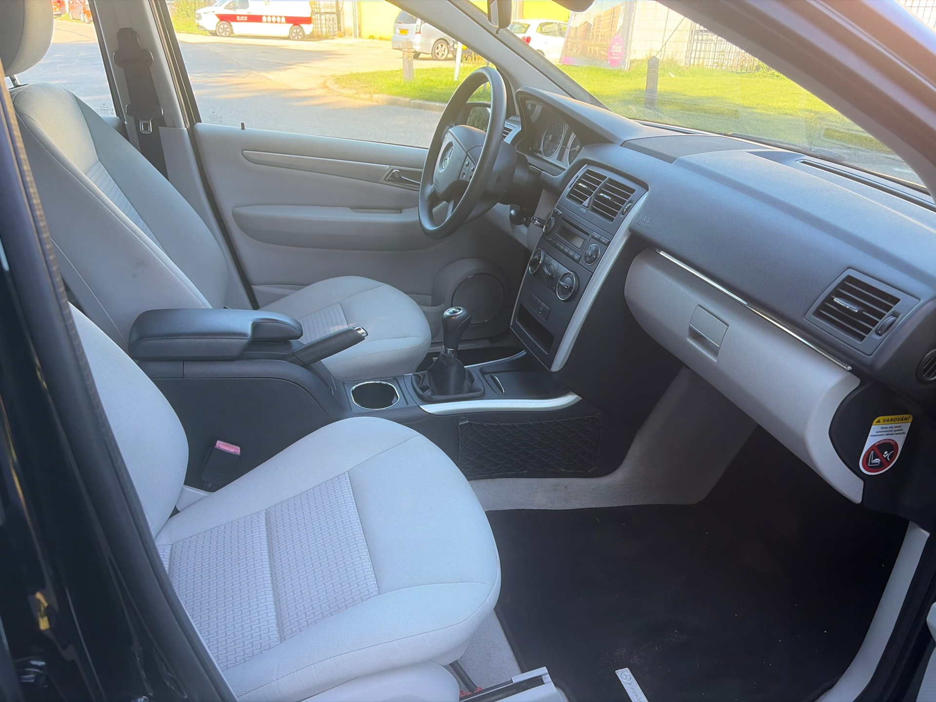 Foto van Mercedes-Benz B 150