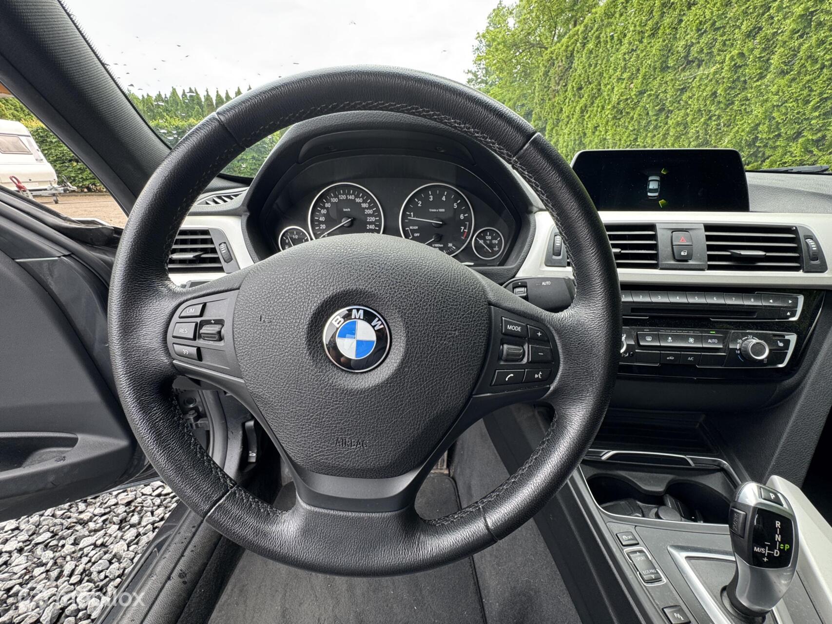 Foto van BMW 330i