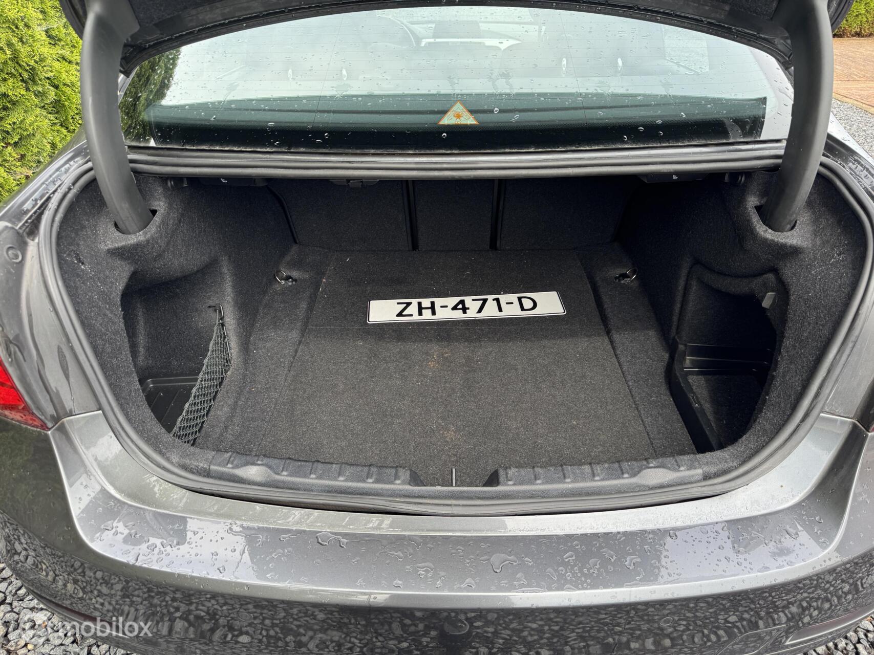 Foto van BMW 330i