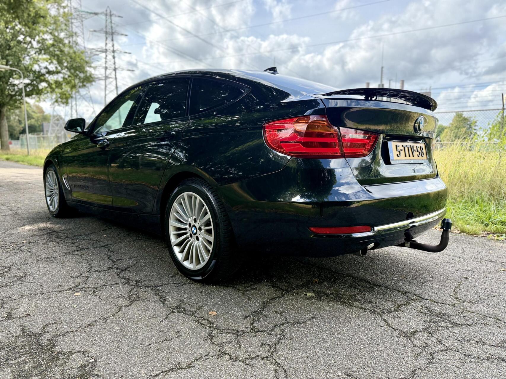 Foto van BMW 320i