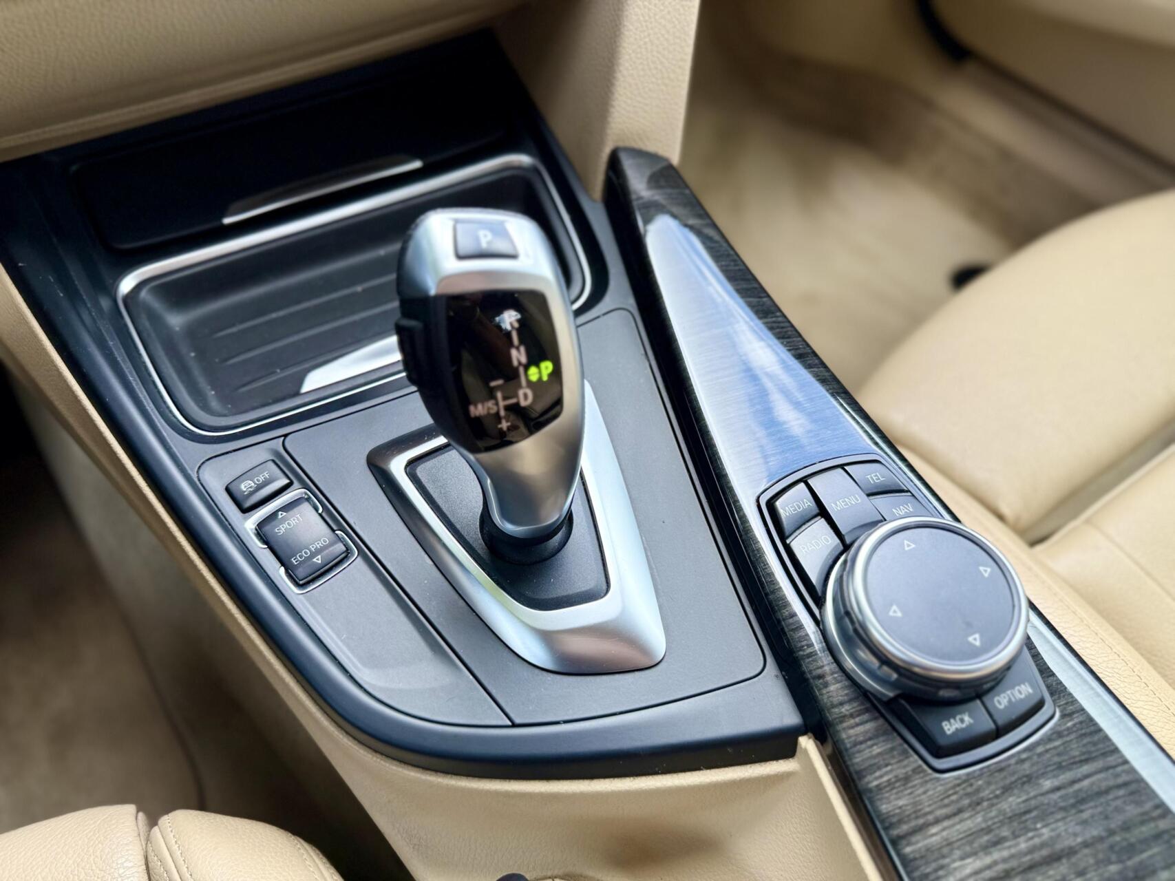 Foto van BMW 320i