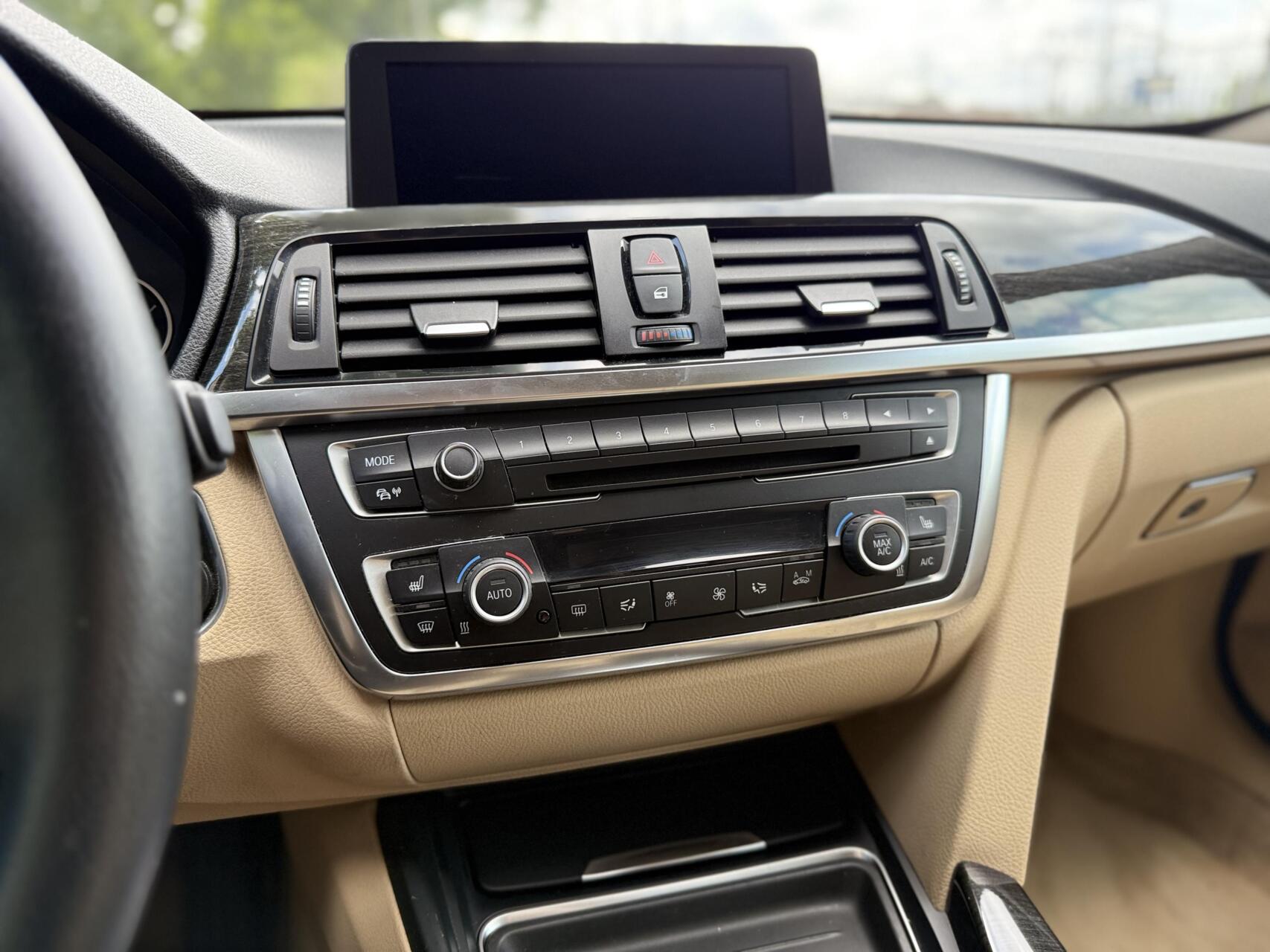 Foto van BMW 320i